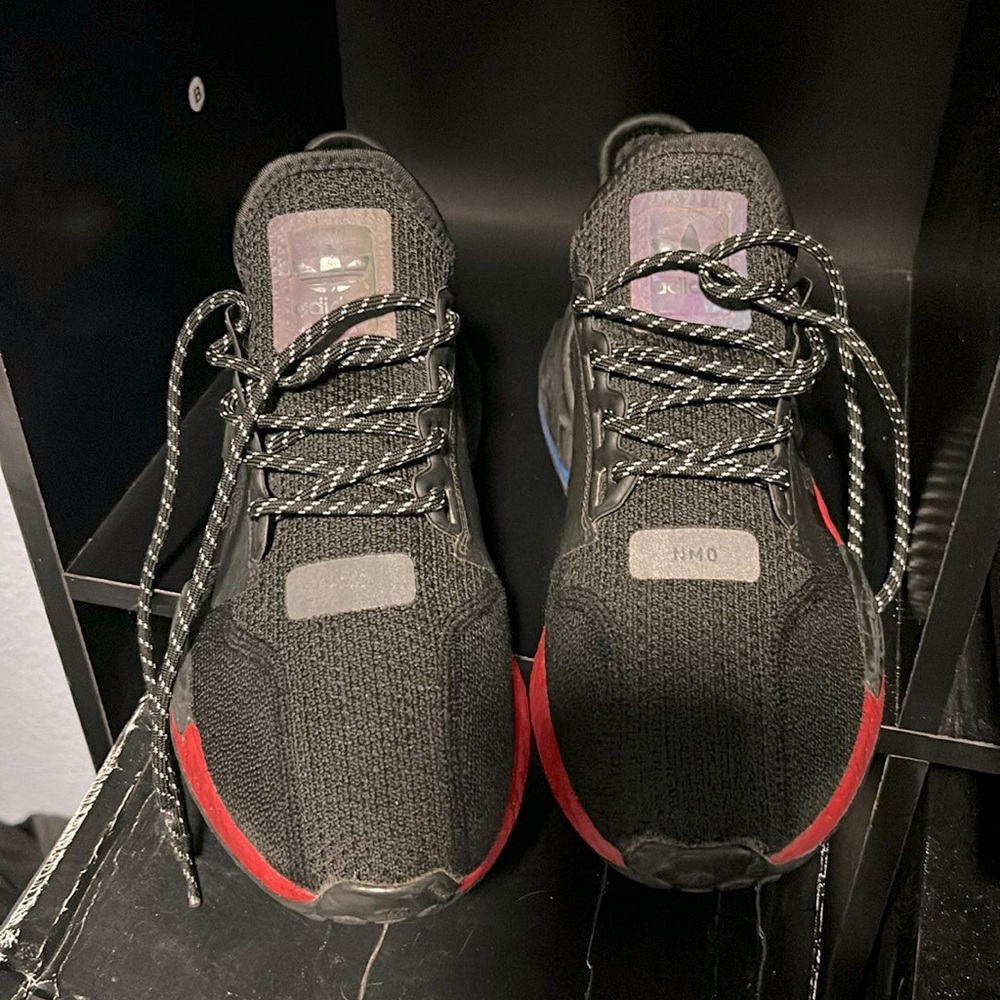 Adidas NMD V2